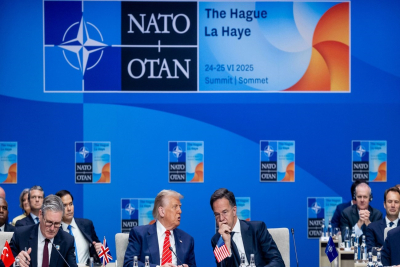 Είναι η Ευρώπη προετοιμασμένη για πόλεμο; Οι χώρες στα ανατολικά εξοπλίζονται και οχυρώνονται