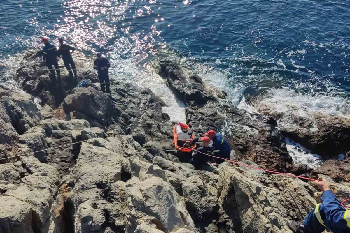 Απίστευτη επιχείρηση διάσωσης τραυματία στη Λήμνο (pics)