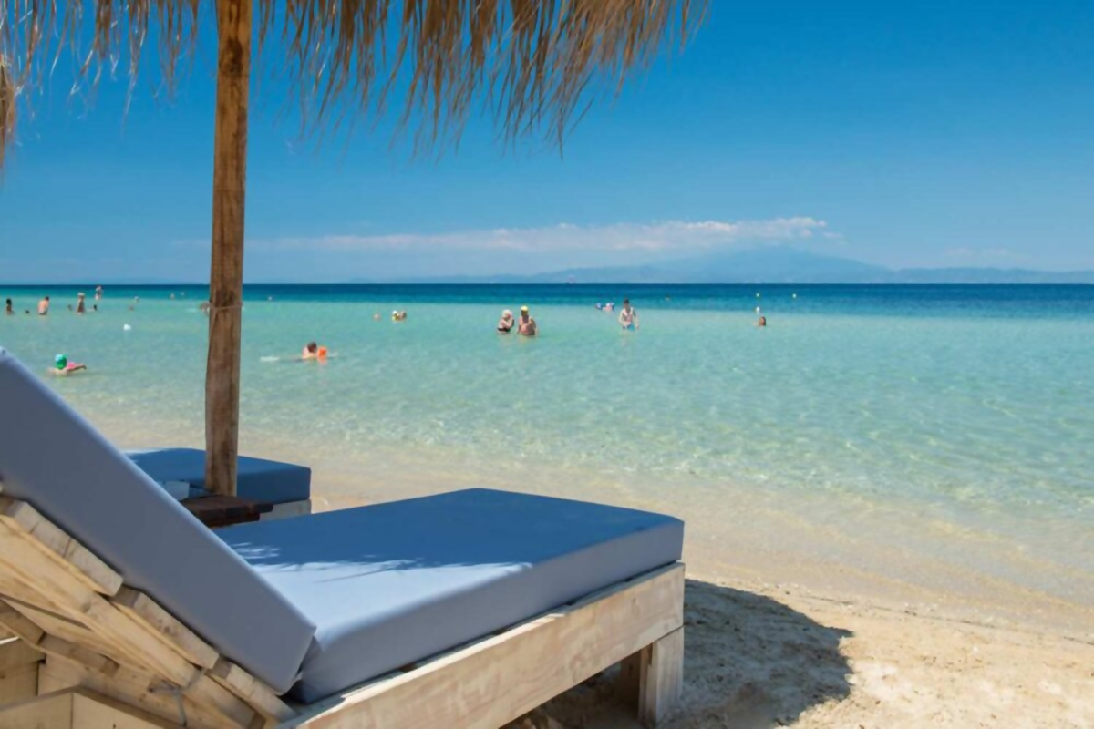 Νέα σύλληψη για ξαπλώστρες σε παραλία των Μαστιχοχωρίων Χίου