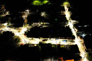 Νέος Φωτισμός στη Σκάλα Λουτρών – Έργο 78.500 Ευρώ