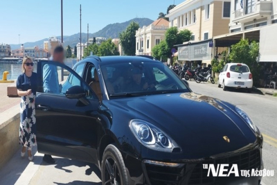 Η Porsche στην περιοδεία της υφυπουργού Αλεξοπούλου στη Λέσβο…μάλλον θα της κοστίσει ακριβά στον ανασχηματισμό