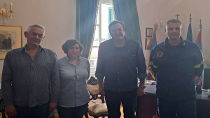 Με τον Πρόεδρο της Ένωσης Πυροσβεστών Βορείου Αιγαίου συναντήθηκε ο Δήμαρχος Ανατολικής Σάμου