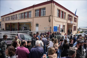 Σε «κλοιό» κινητοποιήσεων η Λέσβος: Διακοπή της ακτοπλοϊκής σύνδεσης Μυτιλήνης - Αϊβαλί