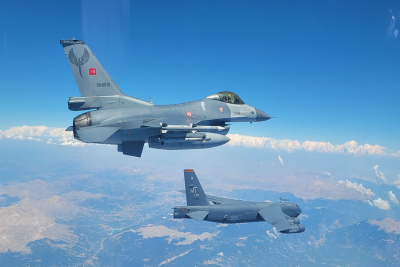 Συνεχίζει την προπαγάνδα η Τουρκία: «Ελληνικά μαχητικά παρενόχλησαν αεροσκάφη σε αποστολή του ΝΑΤΟ»
