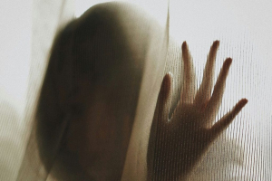 Σύλληψη αλλοδαπού στη Μυτιλήνη για πλαστογραφία και ενδοοικογενειακή βία