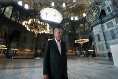 Δεν σταματά να προκαλεί ο Ερντογάν: Δεύτερη άλωση η μετατροπή της Αγίας Σοφίας σε τζαμί