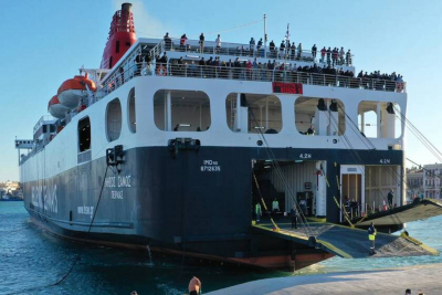 Χίος: Τηλεφώνημα φάρσα καθυστέρησε 1,5 ώρα το πλοίο ΝΗΣΟΣ ΣΑΜΟΣ