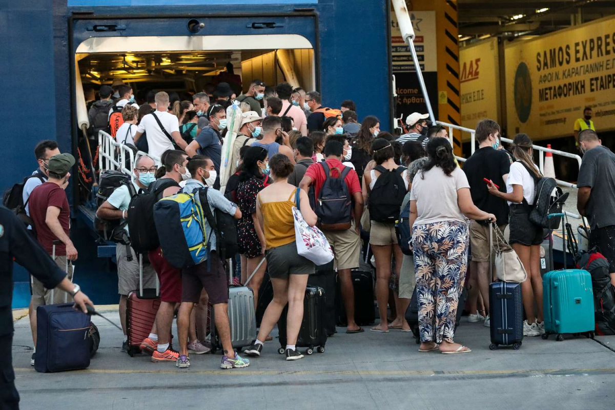 Με 17 δρομολόγια την εβδομάδα συνδέεται φέτος το καλοκαίρι η Λέσβος με Πειραιά και Καβάλα (βίντεο)