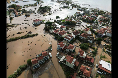 Εικόνες Aποκάλυψης στην Λέσβο μετά την κακοκαιρία – Λιμνοθάλασσα ο κόλπος της Καλλονής