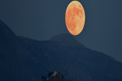 Πανσέληνος Οκτωβρίου 2023: Το «Φεγγάρι του Κυνηγού» γέμισε τον ουρανό και της Ελλάδας - Μαγικές εικόνες