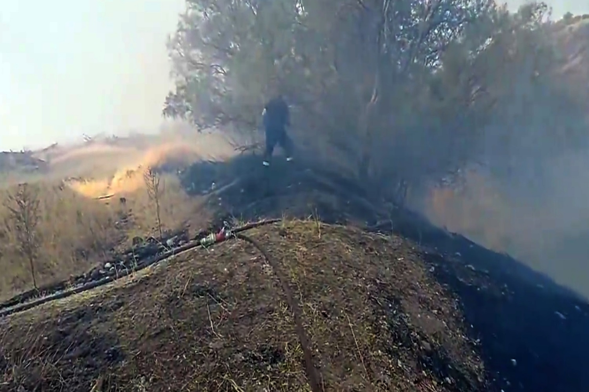 Φωτιά στη Λέσβο: Συνεχίζεται η μάχη με τις φλόγες - Συνεχής οι αναζωπυρώσεις (VID)