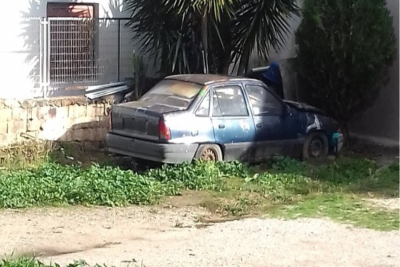 12 εγκαταλελειμμένα οχήματα για ανακύκλωση βγάζει στο σφυρί ο Δήμος Μυτιλήνης