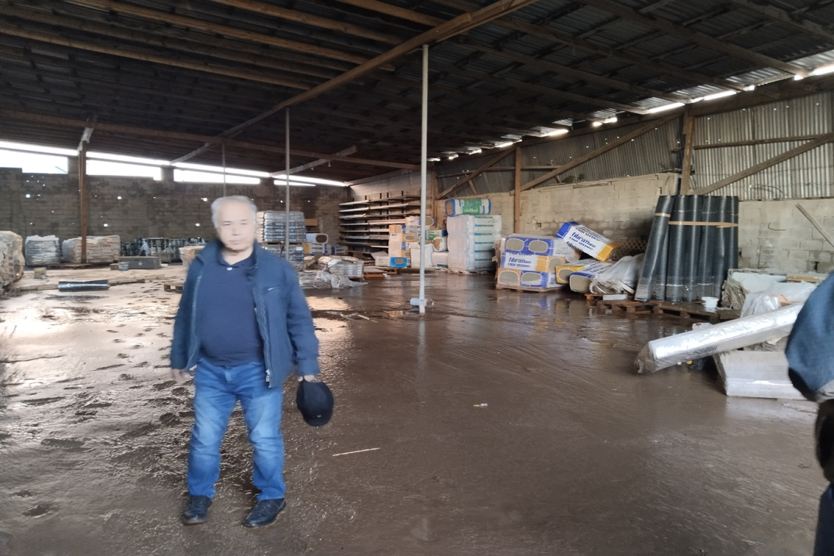 Σοκαρισμένος ο Παρασκευαΐδης στη Σκάλα Καλλονής – Δεσμεύσεις για αποζημιώσεις και έργα