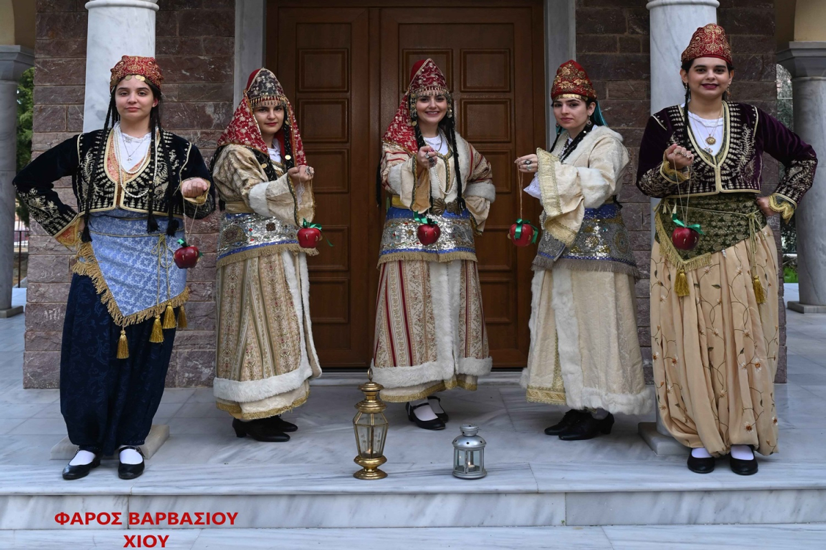 Φάρος Βαρβασίου Χίου: Το έθιμο του μήλου! (pics) 