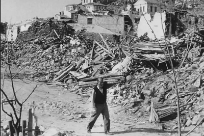 Άη Στράτης: Πώς ένας σεισμός γκρέμισε το μισό νησί και πώς η χούντα των συνταγματαρχών το υπόλοιπο