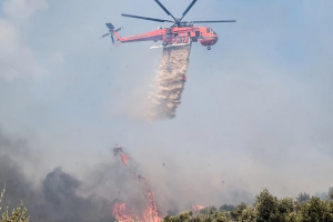 Φωτιές: «Φούντωσε» το μέτωπο στην Κω – Νέα εστία φωτιάς στην Κρήτη, μήνυμα από το 112 – Δύσκολη η κατάσταση και στη Χίο