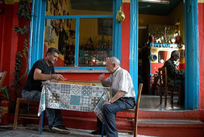 Τα μοναδικά «Καφενεία της Λέσβου» στην εκπομπή «Ελλήνων Δρώμενα»