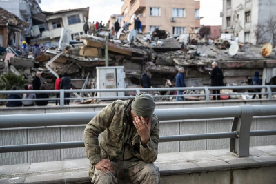 Σεισμός Τουρκία: Ξεχειλίζει η οργή - Γιουχάρουν υπουργούς και βουλευτές του Ερντογάν (βίντεο)