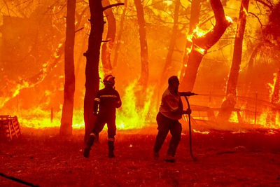 Λέσβος φωτιά Βατερά: Εικόνες Αποκάλυψης από τη μεγάλη φωτιά