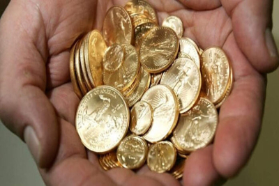 Χίος: Βούτηξε 80 χρυσές λίρες από το σπίτι του παππού που πρόσεχε