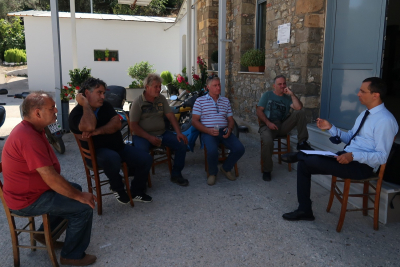 Λέσβος: Με ελαιοπαραγωγούς στη Γέρα συναντήθηκε ο Ιάσων Πιπίνης