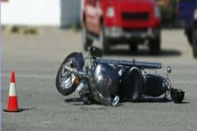 Τροχαίο ατύχημα στο 14ο χλμ. της Ε.Ο. Μυτιλήνης – Αγιάσου...   μοτοσικλέτα εκτράπηκε της πορείας
