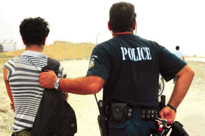 Μυτιλήνη: Συνελήφθη αλλοδαπός για εξύβριση, απειλή, απείθεια και βία κατά υπαλλήλων.