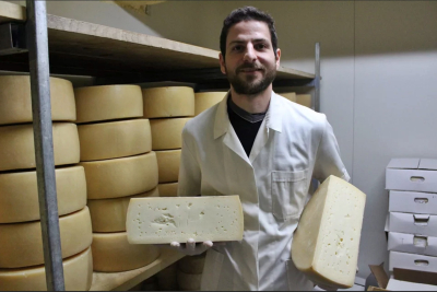 Συνεχίζουν την παράδοση των αυθεντικών τυριών της Μυτιλήνης!