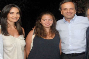 Βαρύ πένθος για την οικογένεια του Αντώνη Σαμαρά – Πώς «έφυγε» μέσα σε λίγες ώρες η κόρη του ΛέναΛένα. Τη Δευτέρα στο Α’ Νεκροταφείο η κηδεία της