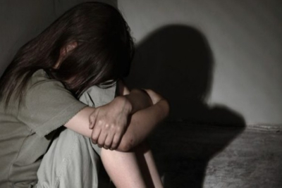 Βιασμός στο Κερατσίνι: Προσοχή στους παππούδες και τους θείους, λέει ο πατέρας της 14χρονης