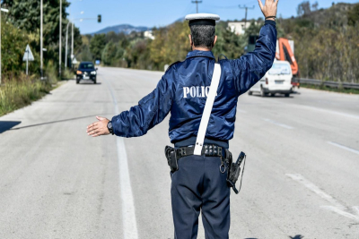 Συνελήφθησαν 7 άτομα σε Λέσβο και Χίο