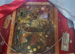 Με Θρησκευτική Κατάνυξη τα Εννιάμερα της Παναγίας στα Μυστέγνα
