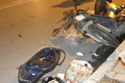 Χίος: Μηχανάκια τράκαραν μεταξύ τους τραυματίστηκε ο ένας οδηγός