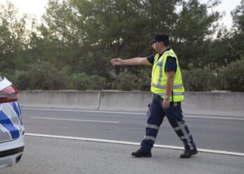 Χίος: Χωρίς δίπλωμα οδηγούσε 24χρονος – Είχε αφαιρεθεί για άλλη παράβαση του ΚΟΚ