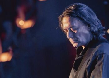 Αυτο το καλοκαίρι ο Γιάννης Κότσιρας στη Καλλονή!
