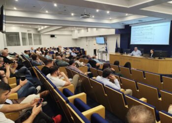 Π. Τατάκης: «Η ανάπτυξη των νησιών μας περνά μέσα από την ενίσχυση της τοπικής επιχειρηματικότητας»