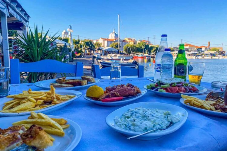 «Σαν πυραυλική επίθεση σε εμπόλεμη ζώνη!» – Ξεσπά η Εστίαση στη Μυτιλήνη για το «σαφάρι» ελέγχων