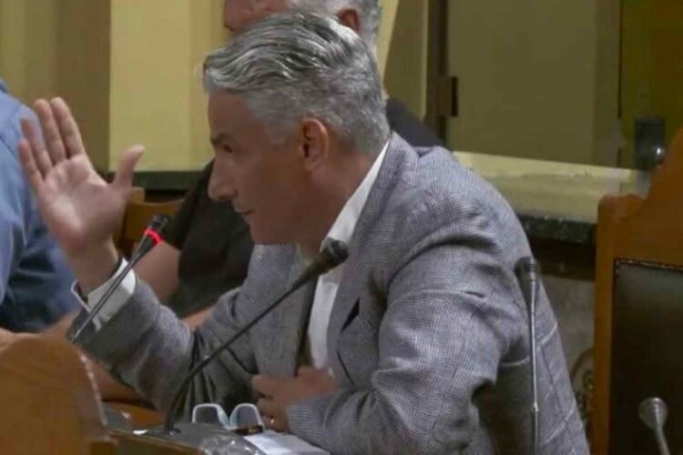 ΛΕΣΒΟΣ: Πνίγεται στα σκουπίδια το νησί – Το ξέσπασμα Κουφέλου για τη δημοτική αρχή!