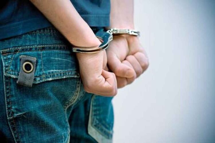 Λήμνος: 17χρονος επιτέθηκε με σουγιά σε συμμαθητή του σε αγώνα ποδοσφαίρου – Συνελήφθη από την αστυνομία