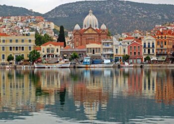 ΣΥΡΙΖΑ Λέσβου: Στα «χαρτιά» ο τουρισμός της Λέσβου
