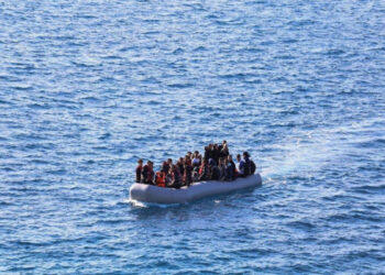 Σάμος: Εξαρθρώθηκε κύκλωμα διακίνησης μεταναστών – Πέντε συλλήψεις