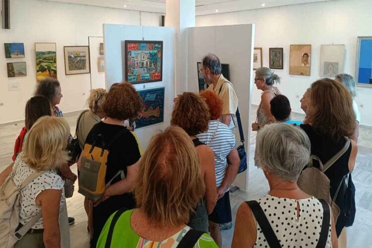 Εντυπωσιακή πρεμιέρα για την έκθεση «Μικροί σταθμοί μιας ιστορίας» στο Μουσείο Απολιθωμένου Δάσους