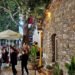 Ικαρία: Το χωριό που «ξυπνάει» το μεσημέρι και τα μαγαζιά μένουν ανοιχτά μέχρι τα μεσάνυχτα