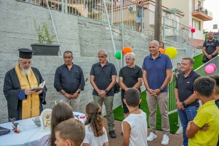 ΛΕΣΒΟΣ: Εγκαίνια παιδικής χαράς στους Ταξιάρχες
