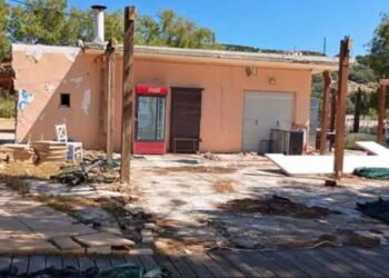 Σάμος: Κατάστημα υγειονομικού ενδιαφέροντος λειτουργεί σε αυθαίρετο κτίριο