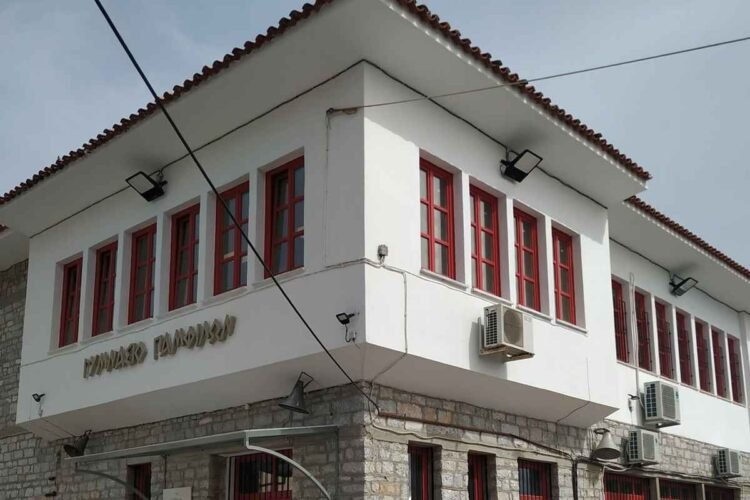 Λέσβος: «Βόμβα» στα Πάμφιλα πριν το πρώτο κουδούνι – Στοιβάξαν 26 μαθητές σε ένα τμήμα – Οι 12 με μαθησιακές δυσκολίες!