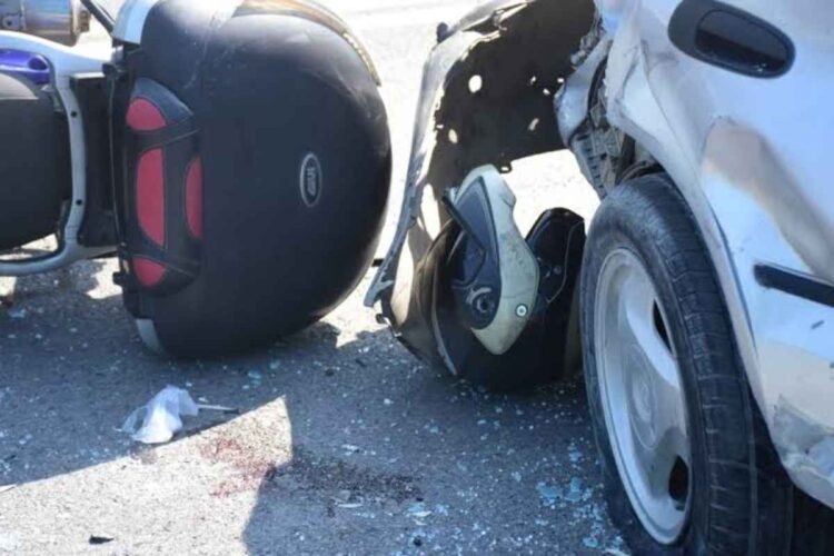 Τροχαίο ατύχημα στη Χίο: Σύγκρουση Ι.Χ. με δίκυκλο και τραυματισμός 32χρονης