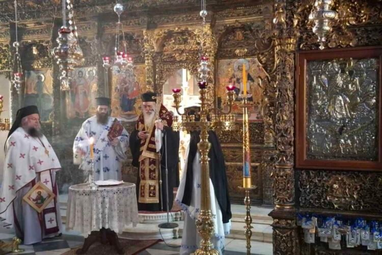 ΣΑΜΟΣ: Ιερό Μνημόσυνο του μακαριστού Μητροπολίτη Σιδηροκάστρου Ιωάννη στην Ιερά Μονή Ζωοδόχου Πηγής