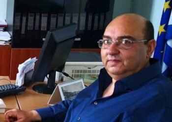 Λέσβος: «Μάλλον ενοχλούμε…», η απάντηση Βέρρου στις καταγγελίες Ιωακείμ